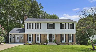 9060 BROOK FORD RD, BURKE, Virginia 22015, 5 Bedrooms Bedrooms, ,3 BathroomsBathrooms,Residential,For sale,9060 BROOK FORD RD,VAFX2274842 MLS # VAFX2274842