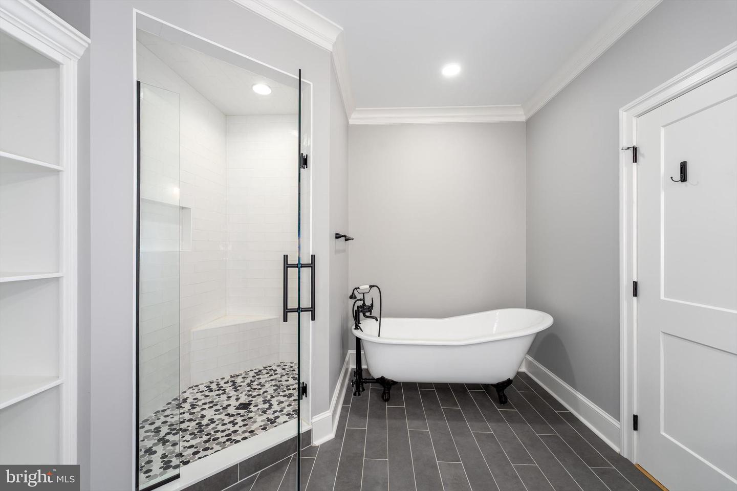 7622 FARMVILLE, FARMVILLE, Virginia 23901, 6 Bedrooms Bedrooms, ,6 BathroomsBathrooms,Residential,For sale,7622 FARMVILLE,VAPE2000110 MLS # VAPE2000110