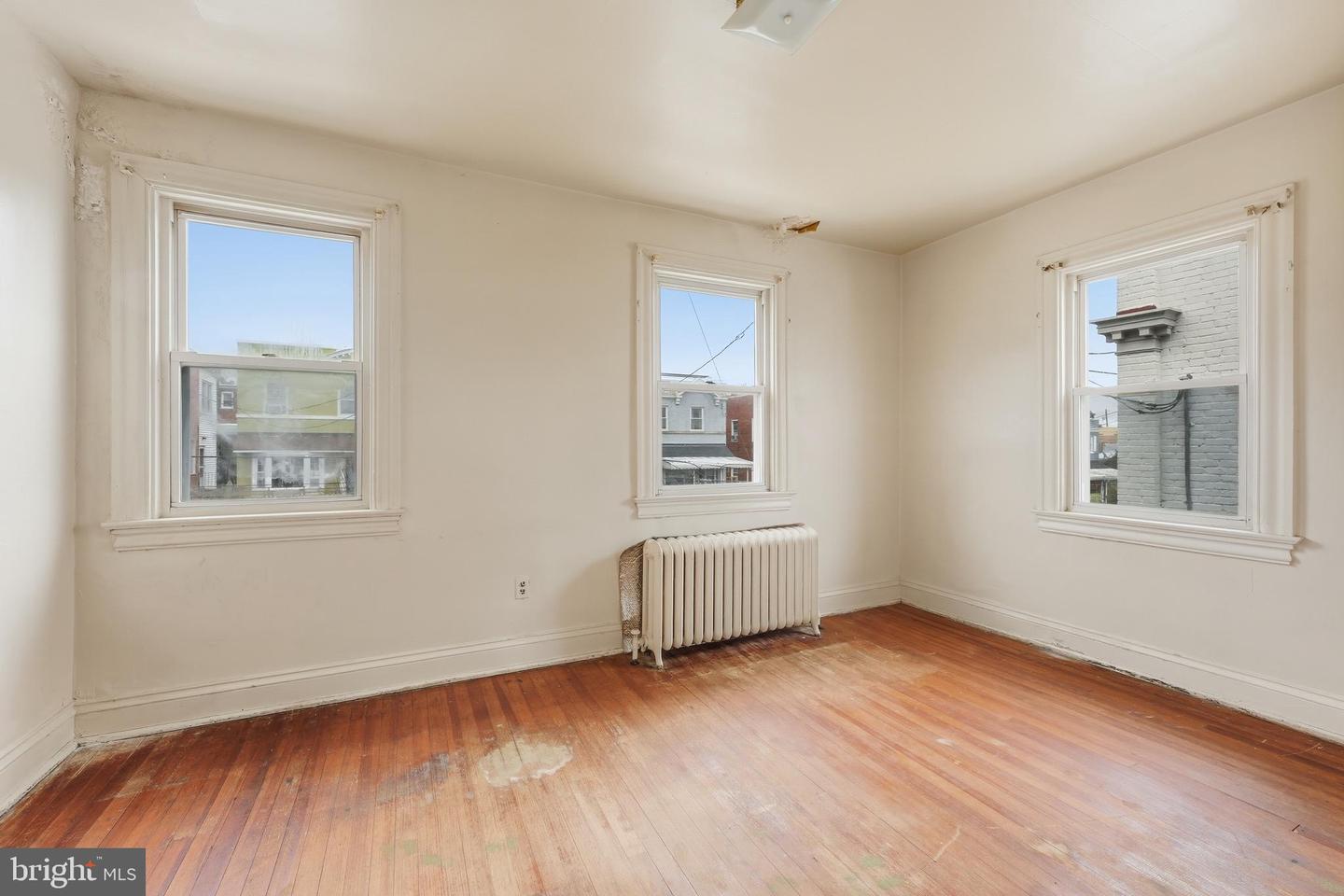 726 SOMERSET PL NW, WASHINGTON, District Of Columbia 20011, 3 Bedrooms Bedrooms, ,1 BathroomBathrooms,Residential,For sale,726 SOMERSET PL NW,DCDC2227488 MLS # DCDC2227488