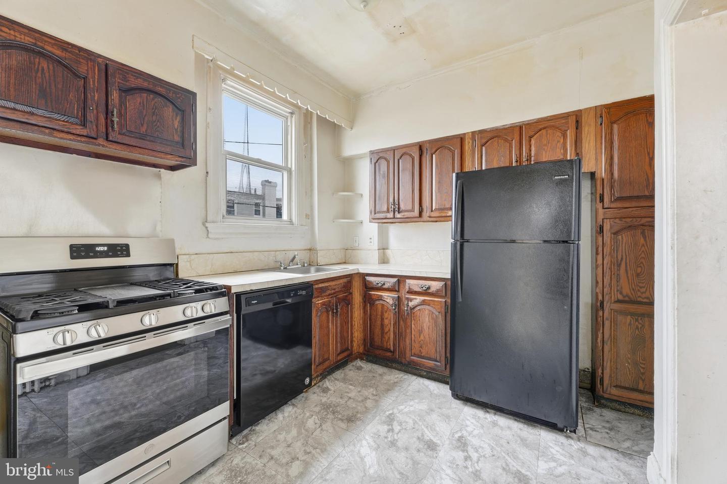 726 SOMERSET PL NW, WASHINGTON, District Of Columbia 20011, 3 Bedrooms Bedrooms, ,1 BathroomBathrooms,Residential,For sale,726 SOMERSET PL NW,DCDC2227488 MLS # DCDC2227488