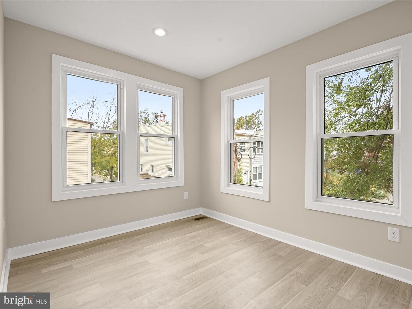 5728 8TH ST NW, WASHINGTON, District Of Columbia 20011, 3 Bedrooms Bedrooms, ,3 BathroomsBathrooms,Residential,For sale,5728 8TH ST NW,DCDC2227494 MLS # DCDC2227494