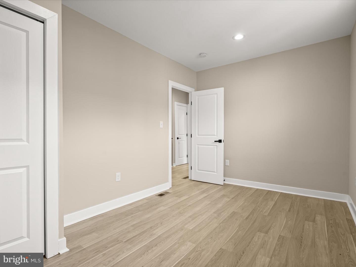 5728 8TH ST NW, WASHINGTON, District Of Columbia 20011, 3 Bedrooms Bedrooms, ,3 BathroomsBathrooms,Residential,For sale,5728 8TH ST NW,DCDC2227494 MLS # DCDC2227494