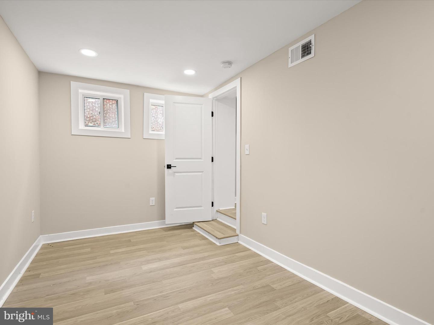 5728 8TH ST NW, WASHINGTON, District Of Columbia 20011, 3 Bedrooms Bedrooms, ,3 BathroomsBathrooms,Residential,For sale,5728 8TH ST NW,DCDC2227494 MLS # DCDC2227494