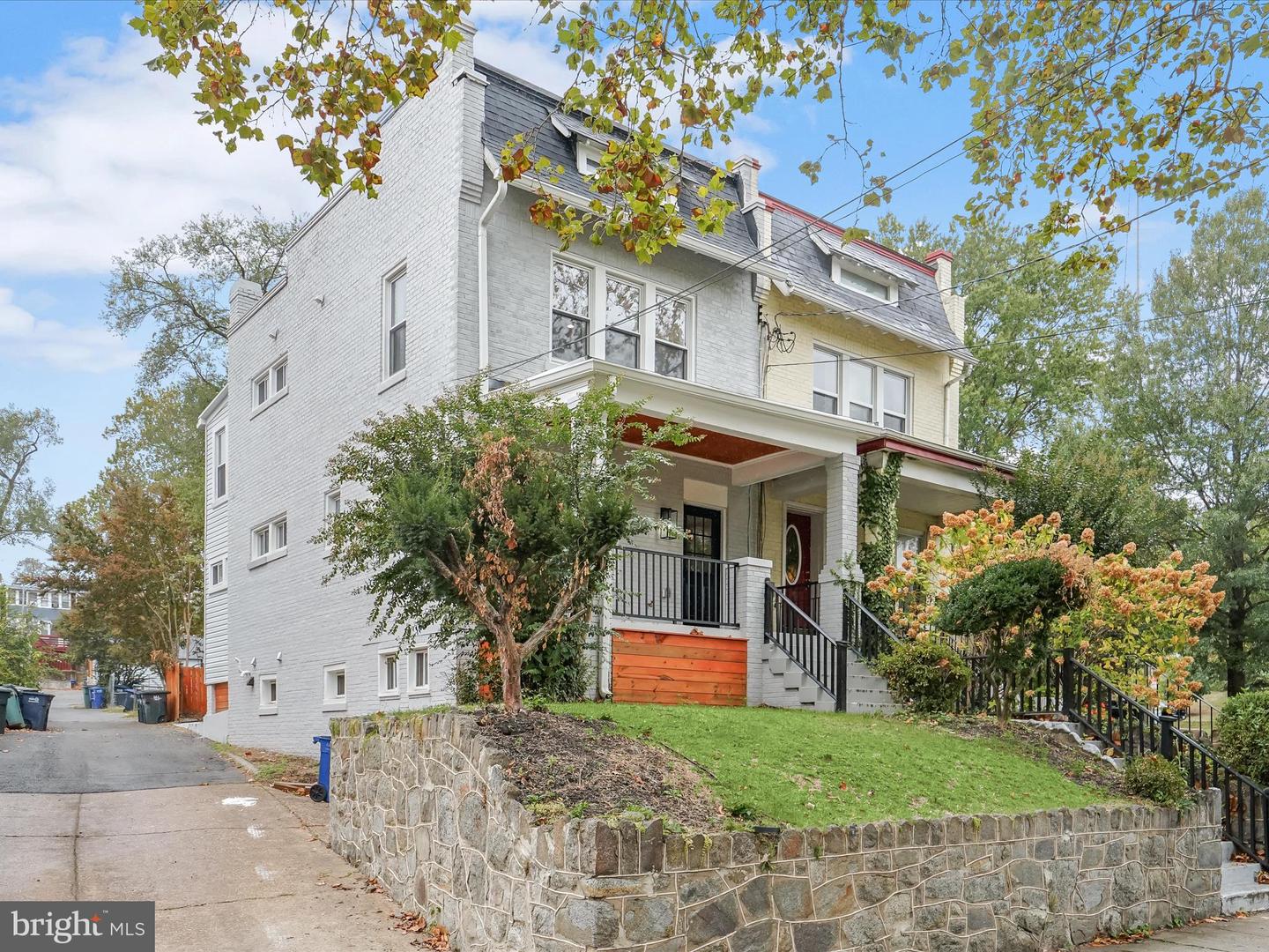 5728 8TH ST NW, WASHINGTON, District Of Columbia 20011, 3 Bedrooms Bedrooms, ,3 BathroomsBathrooms,Residential,For sale,5728 8TH ST NW,DCDC2227494 MLS # DCDC2227494