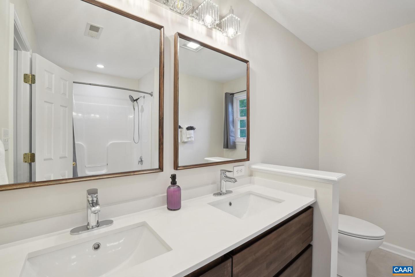 6308 JEFFERSON MILL RD, SCOTTSVILLE, Virginia 24590, 5 Bedrooms Bedrooms, ,3 BathroomsBathrooms,Residential,For sale,6308 JEFFERSON MILL RD,670113 MLS # 670113
