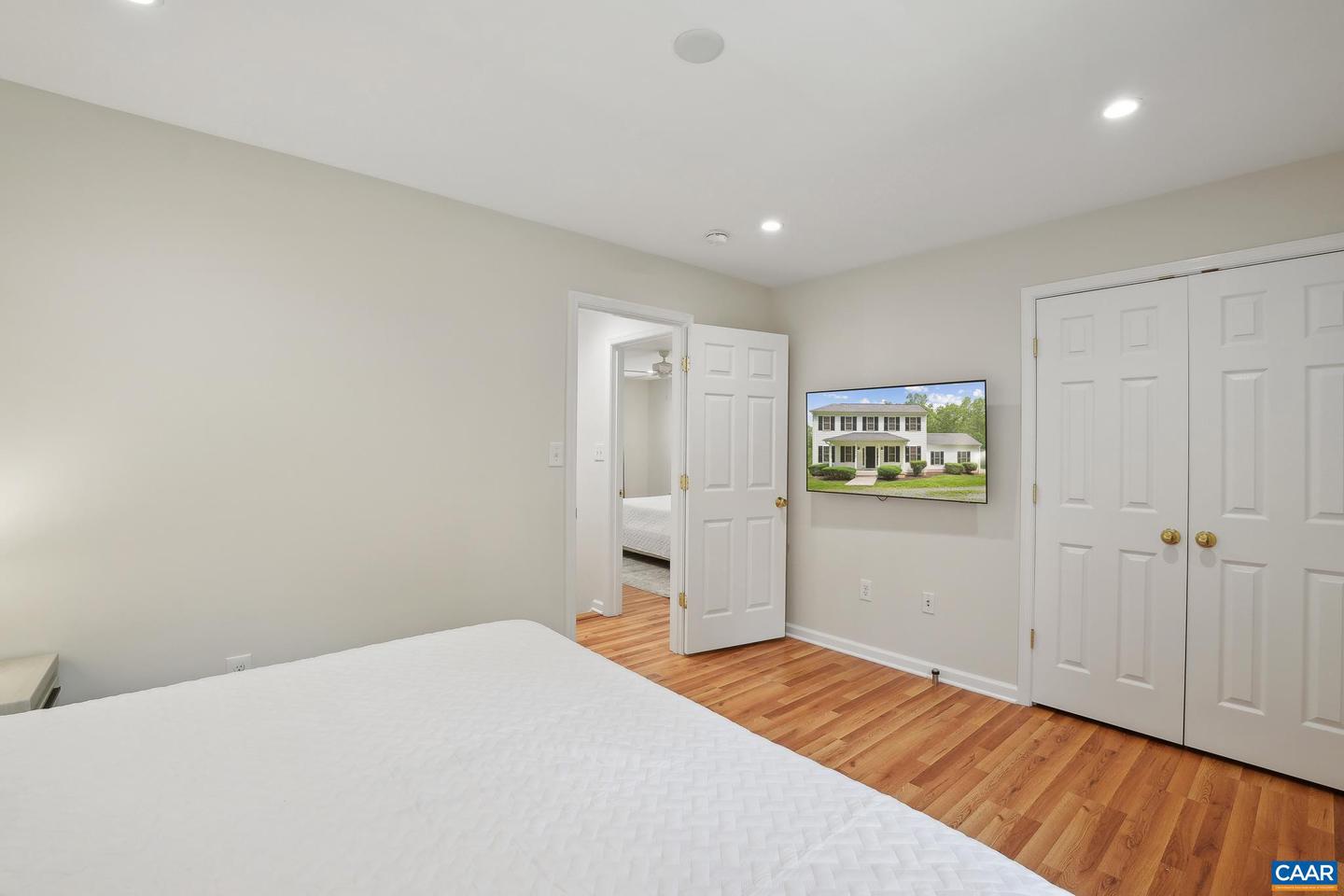 6308 JEFFERSON MILL RD, SCOTTSVILLE, Virginia 24590, 5 Bedrooms Bedrooms, ,3 BathroomsBathrooms,Residential,For sale,6308 JEFFERSON MILL RD,670113 MLS # 670113