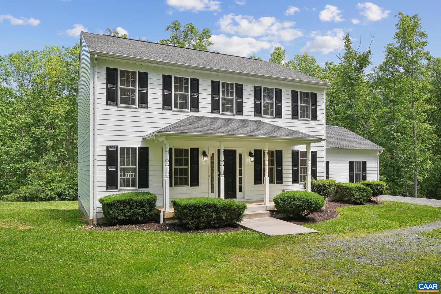6308 JEFFERSON MILL RD, SCOTTSVILLE, Virginia 24590, 5 Bedrooms Bedrooms, ,3 BathroomsBathrooms,Residential,For sale,6308 JEFFERSON MILL RD,670113 MLS # 670113