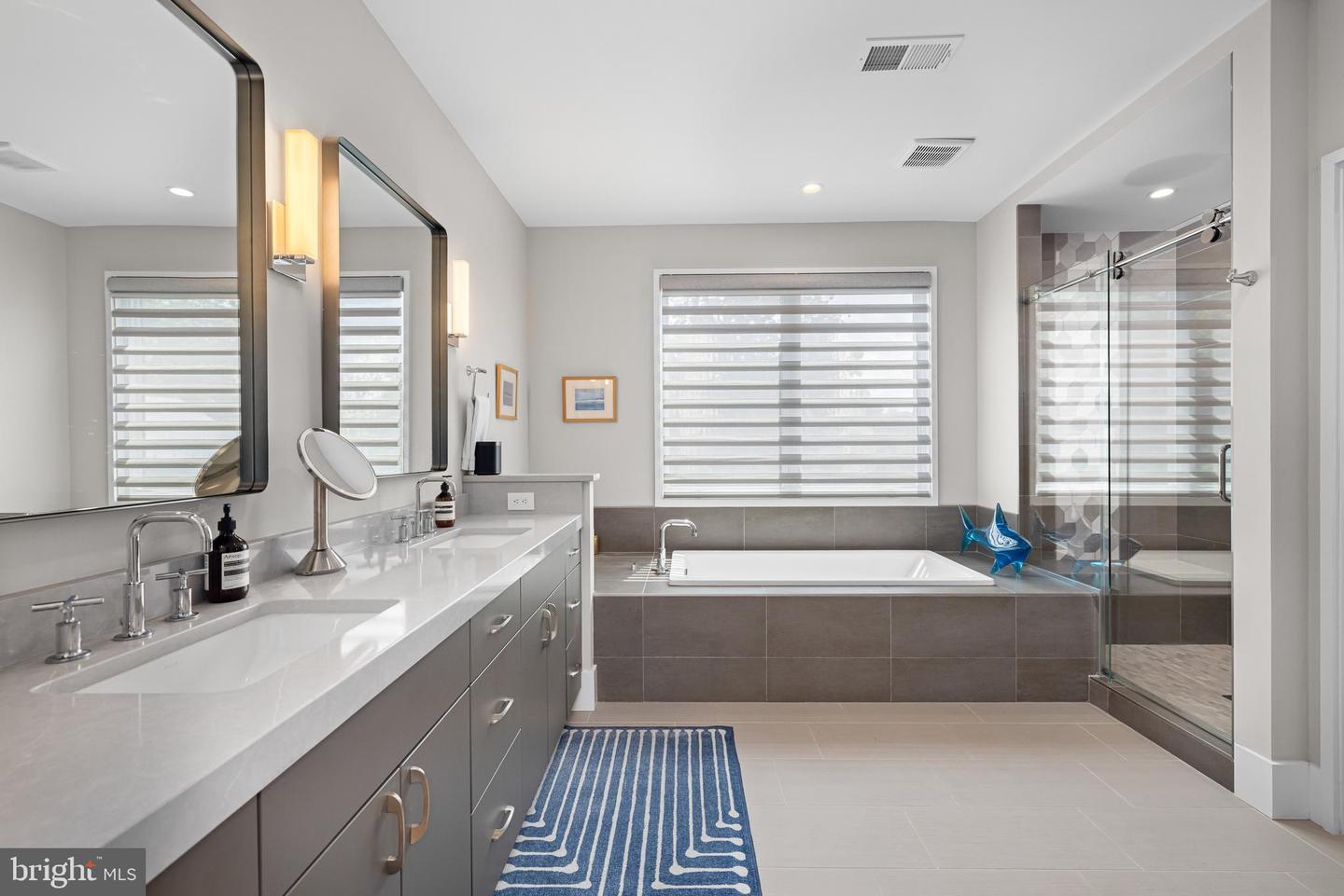 5624 SHERIER PL NW, WASHINGTON, District Of Columbia 20016, 6 Bedrooms Bedrooms, ,5 BathroomsBathrooms,Residential,For sale,5624 SHERIER PL NW,DCDC2227500 MLS # DCDC2227500