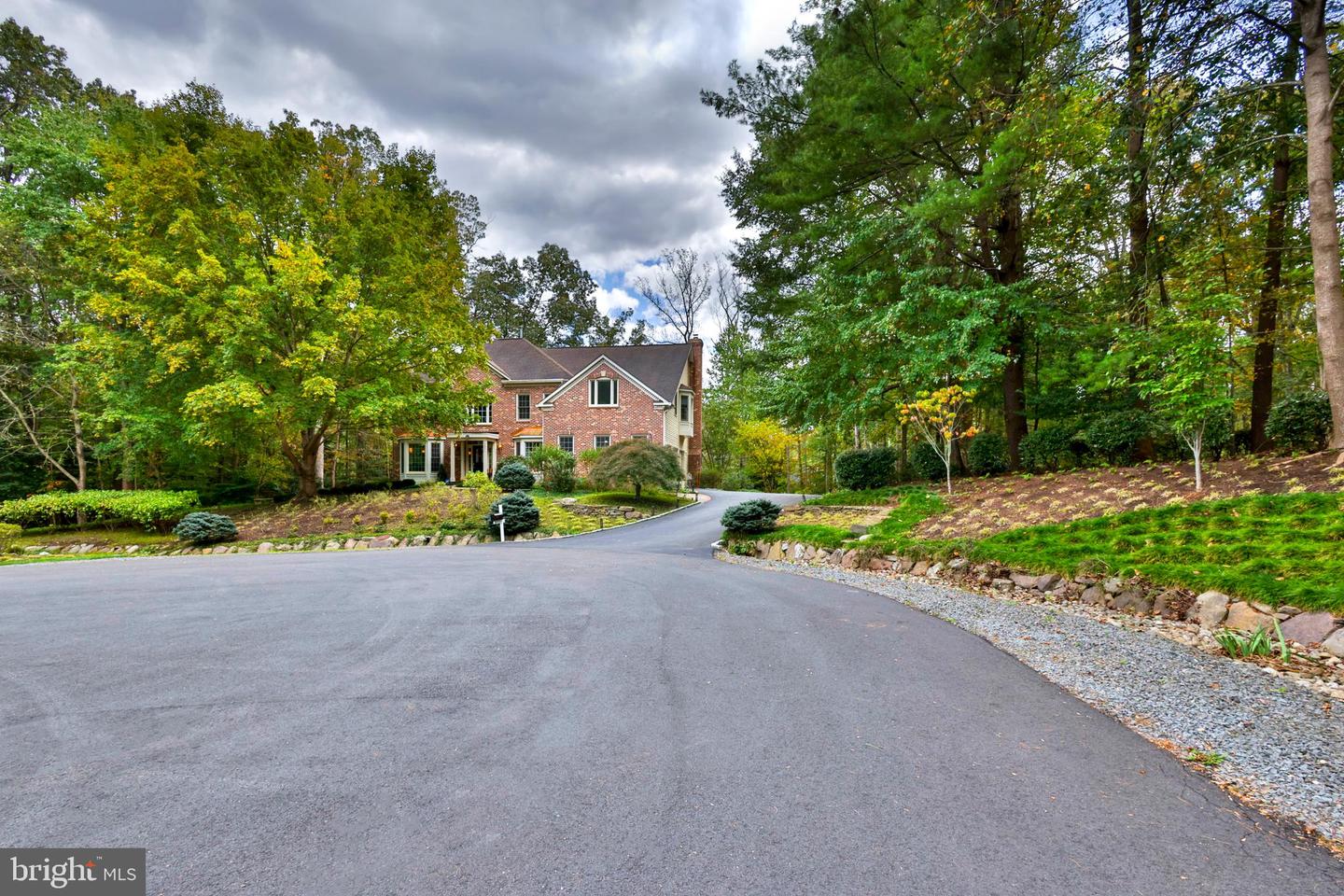 12011 BENNETT FARMS, OAK HILL, Virginia 20171, 4 Bedrooms Bedrooms, ,4 BathroomsBathrooms,Residential,For sale,12011 BENNETT FARMS,VAFX2274930 MLS # VAFX2274930