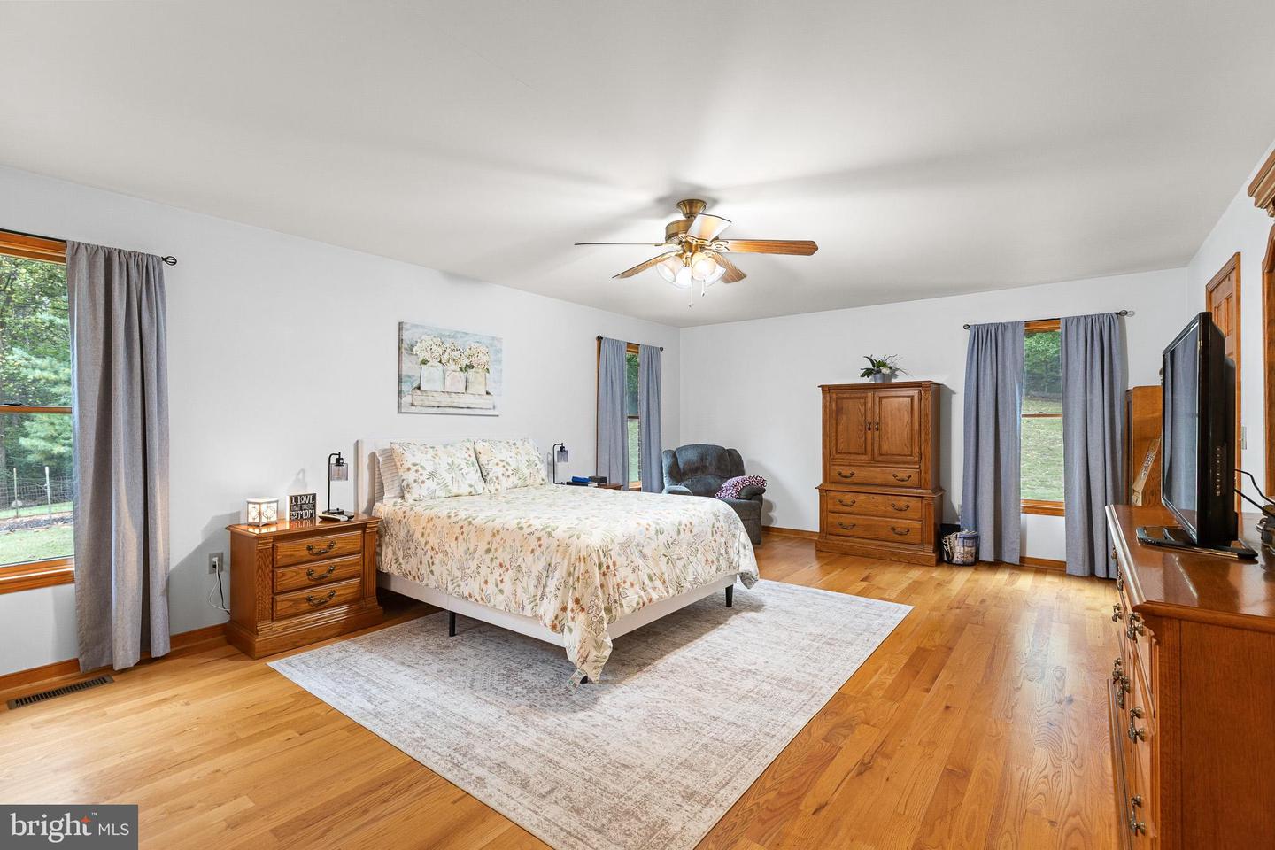 21246 CLARKS MOUNTAIN RD, RAPIDAN, Virginia 22733, 3 Bedrooms Bedrooms, ,3 BathroomsBathrooms,Residential,For sale,21246 CLARKS MOUNTAIN RD,VAOR2012564 MLS # VAOR2012564