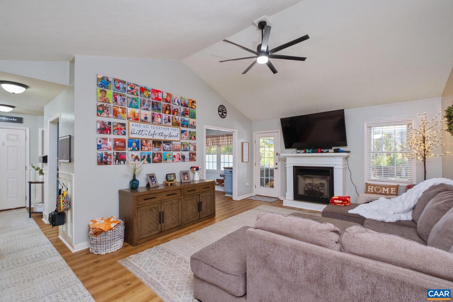 1196 HOWARDSVILLE TPKE, STUARTS DRAFT, Virginia 24477, 3 Bedrooms Bedrooms, ,2 BathroomsBathrooms,Residential,For sale,1196 HOWARDSVILLE TPKE,670119 MLS # 670119