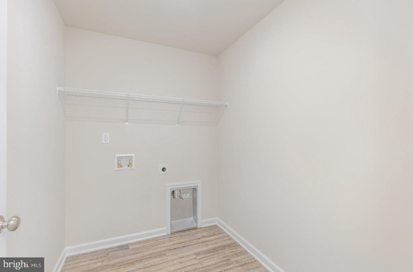 109 LONGVIEW DR, STAFFORD, Virginia 22556, 3 Bedrooms Bedrooms, ,2 BathroomsBathrooms,Residential,For sale,109 LONGVIEW DR,VAST2043580 MLS # VAST2043580