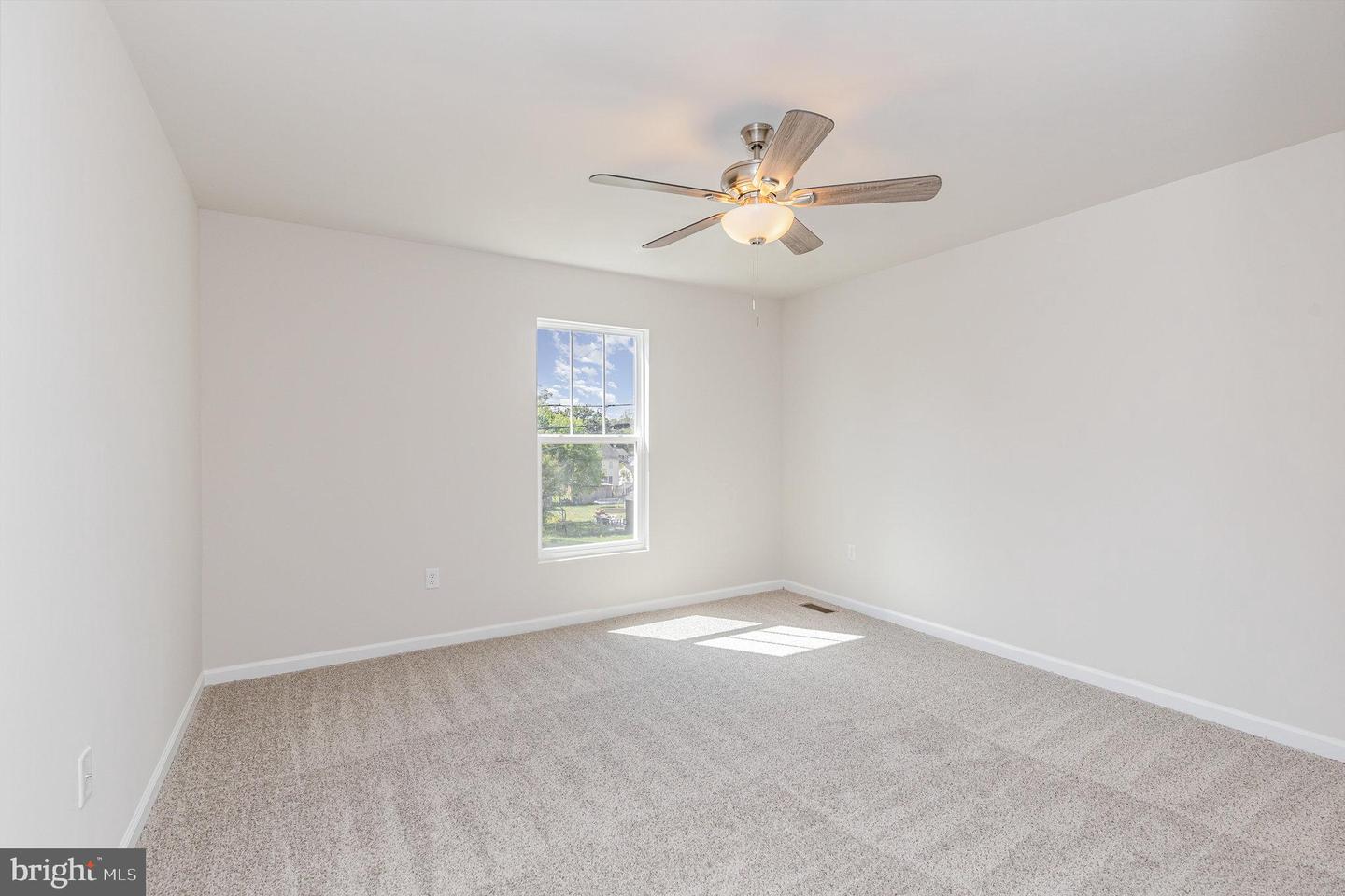 109 LONGVIEW DR, STAFFORD, Virginia 22556, 3 Bedrooms Bedrooms, ,2 BathroomsBathrooms,Residential,For sale,109 LONGVIEW DR,VAST2043580 MLS # VAST2043580