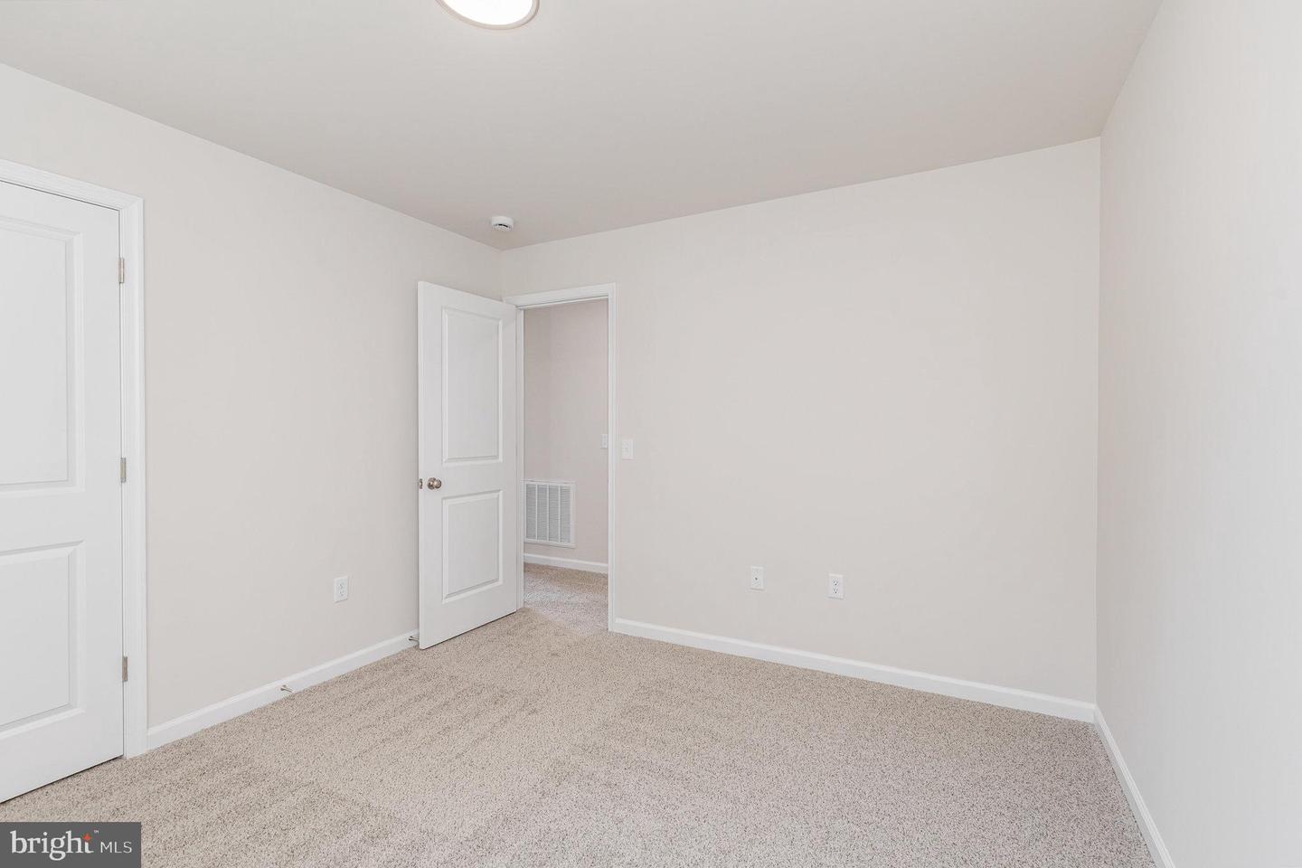 109 LONGVIEW DR, STAFFORD, Virginia 22556, 3 Bedrooms Bedrooms, ,2 BathroomsBathrooms,Residential,For sale,109 LONGVIEW DR,VAST2043580 MLS # VAST2043580