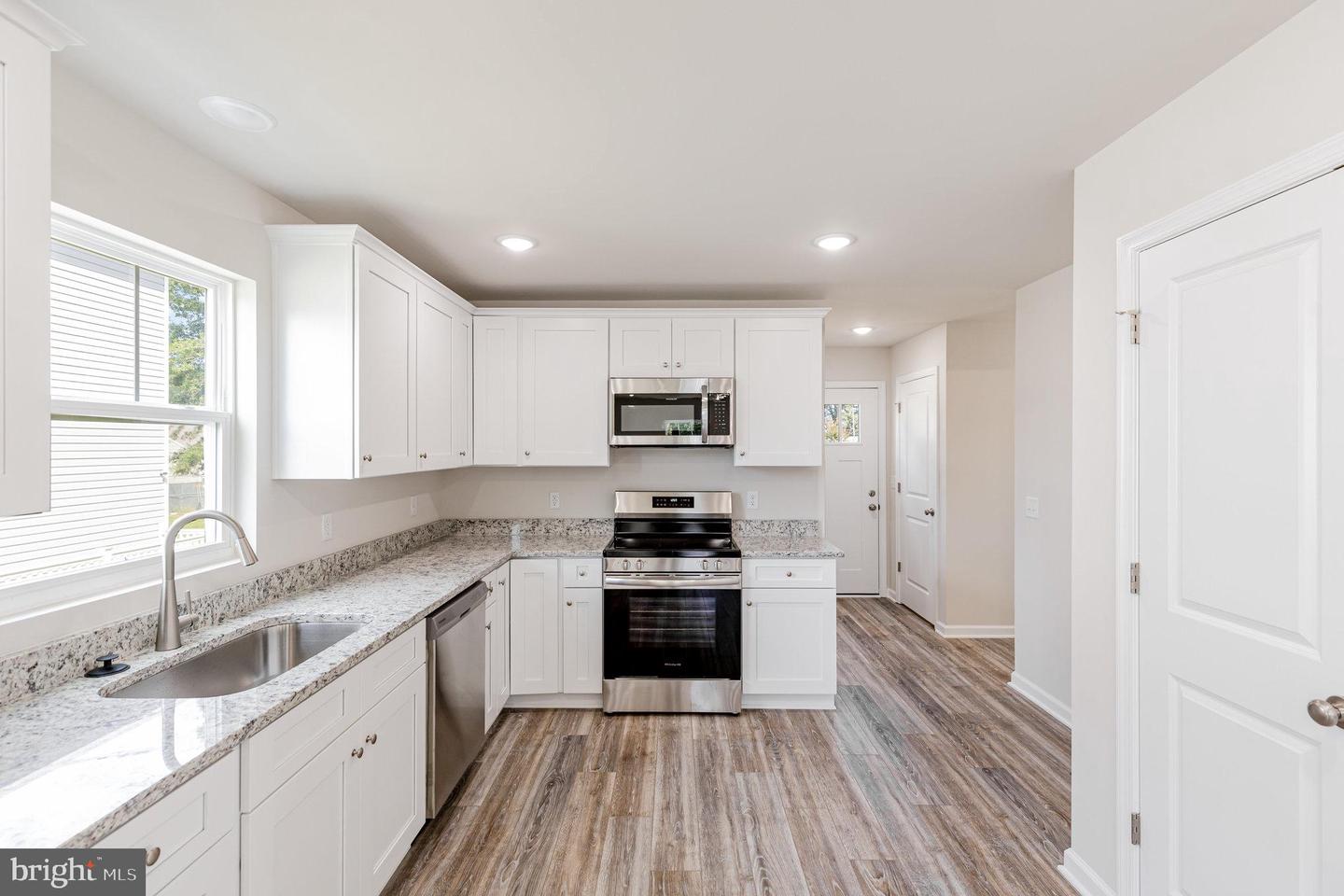 109 LONGVIEW DR, STAFFORD, Virginia 22556, 3 Bedrooms Bedrooms, ,2 BathroomsBathrooms,Residential,For sale,109 LONGVIEW DR,VAST2043580 MLS # VAST2043580