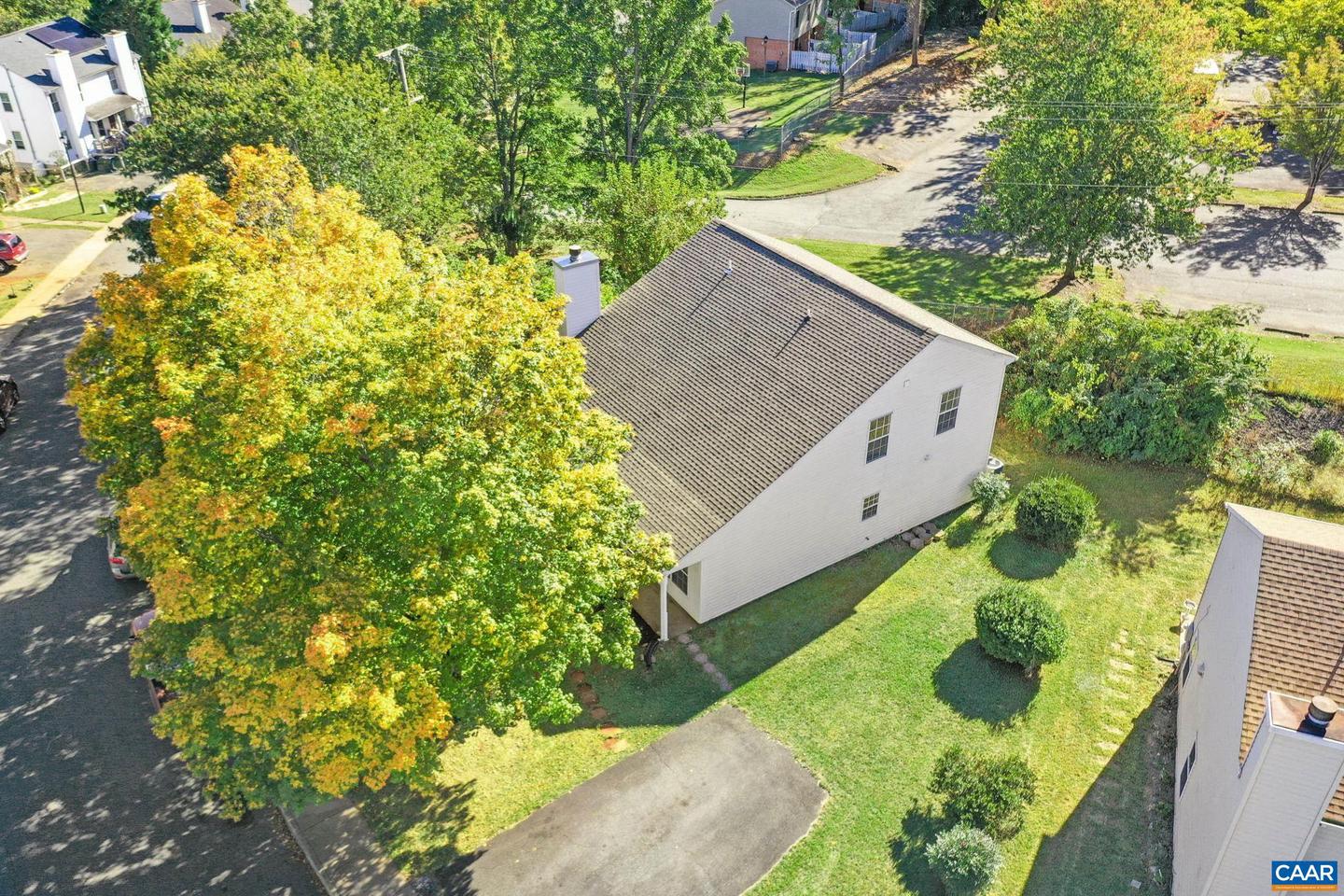 403 RIVERSIDE AVE, CHARLOTTESVILLE, Virginia 22902, 3 Bedrooms Bedrooms, ,2 BathroomsBathrooms,Residential,For sale,403 RIVERSIDE AVE,670125 MLS # 670125