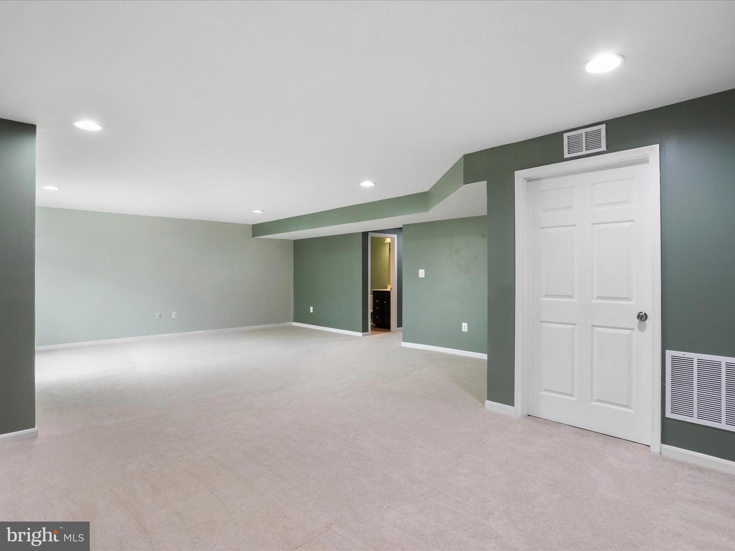 320 HOPKINS DR, BOYCE, Virginia 22620, 4 Bedrooms Bedrooms, 8 Rooms Rooms,3 BathroomsBathrooms,Residential,For sale,320 HOPKINS DR,VACL2006158 MLS # VACL2006158 320 HOPKINS DR, BOYCE, Virginia 22620, 4 Bedrooms Bedrooms, 8 Rooms Rooms,3 BathroomsBathrooms,Residential,For sale,320 HOPKINS DR,VACL2006158 MLS # VACL2006158