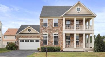 320 HOPKINS DR, BOYCE, Virginia 22620, 4 Bedrooms Bedrooms, 8 Rooms Rooms,3 BathroomsBathrooms,Residential,For sale,320 HOPKINS DR,VACL2006158 MLS # VACL2006158