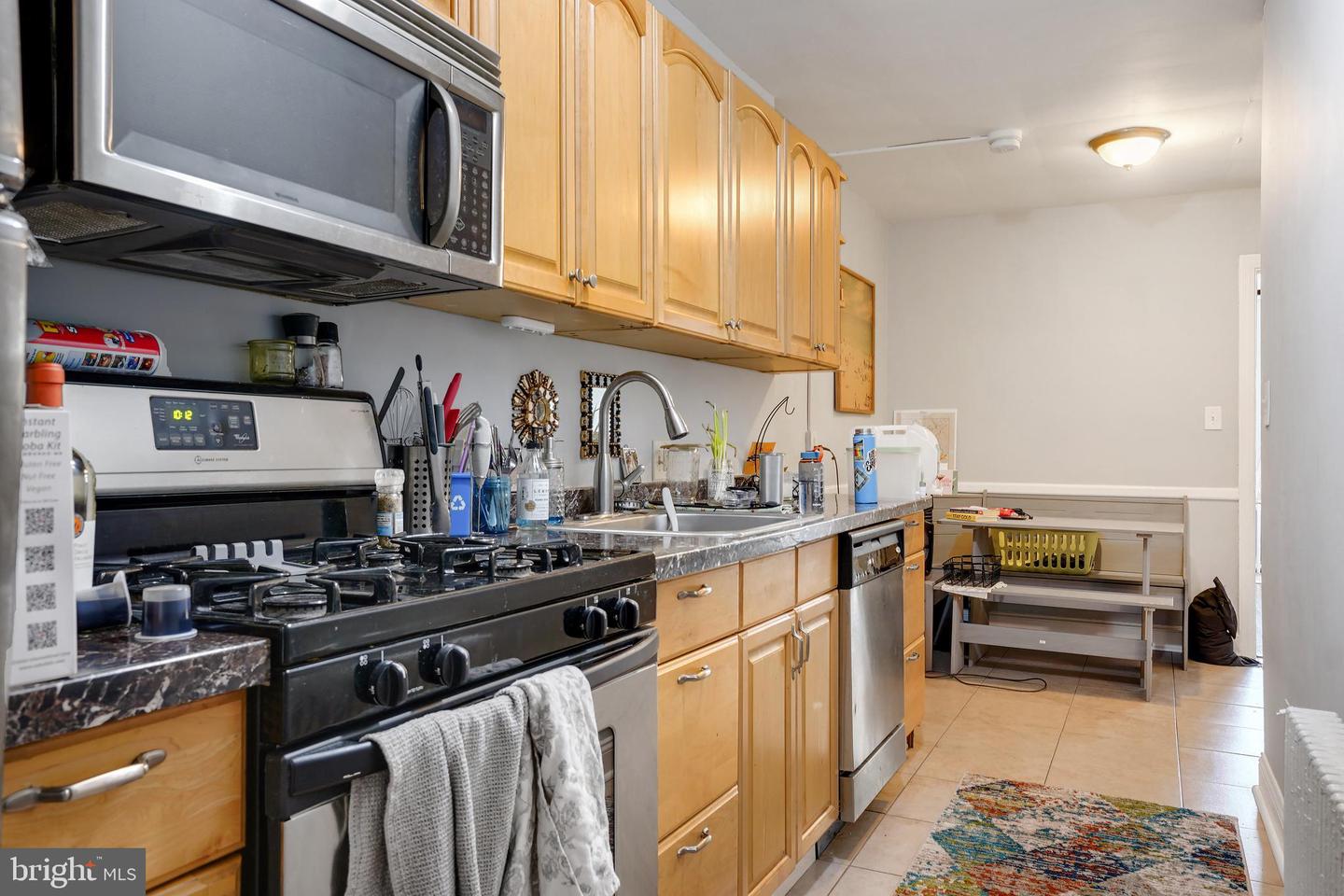 330 20TH ST NE, WASHINGTON, District Of Columbia 20002, 3 Bedrooms Bedrooms, ,2 BathroomsBathrooms,Residential,For sale,330 20TH ST NE,DCDC2227556 MLS # DCDC2227556