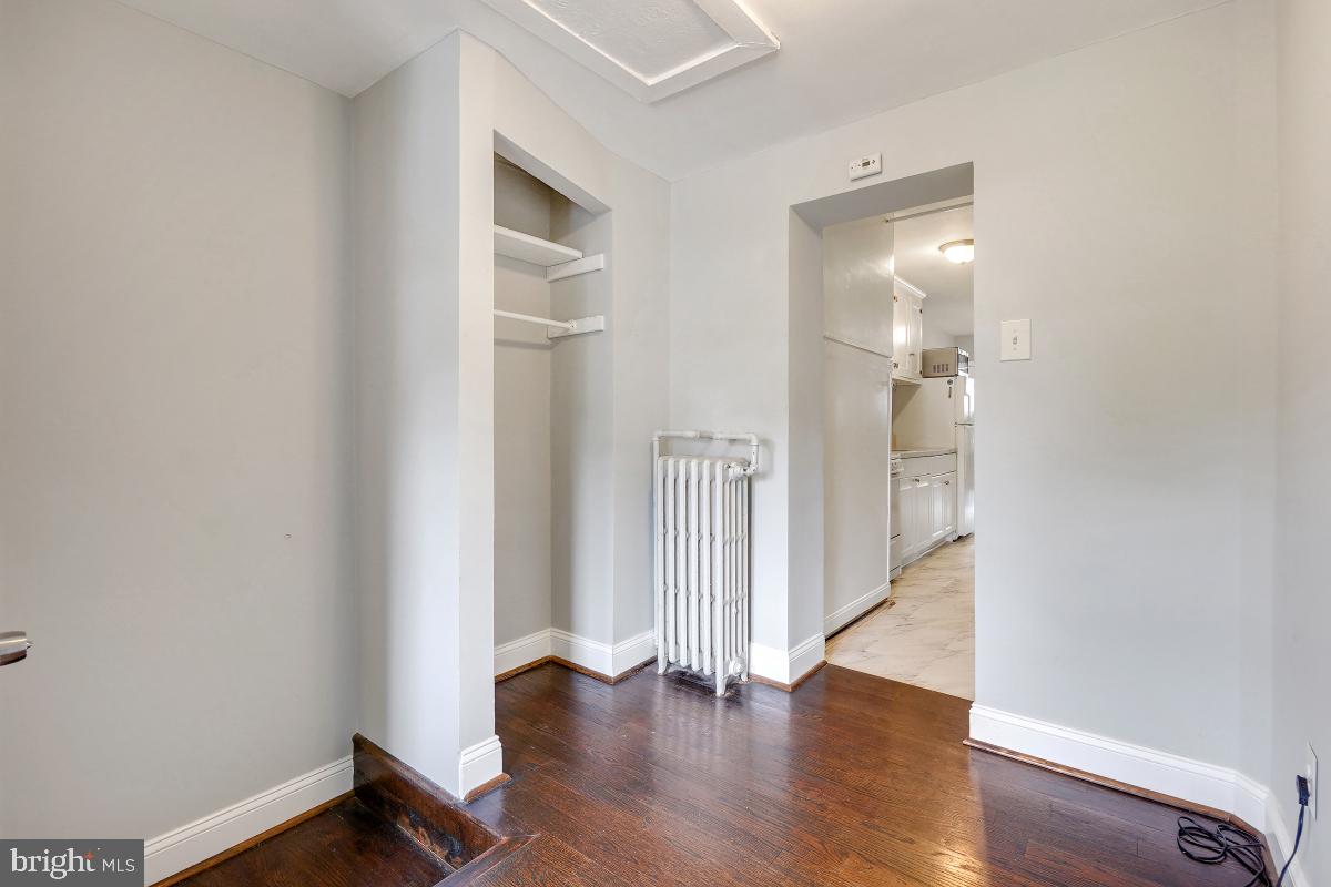 330 20TH ST NE, WASHINGTON, District Of Columbia 20002, 3 Bedrooms Bedrooms, ,2 BathroomsBathrooms,Residential,For sale,330 20TH ST NE,DCDC2227556 MLS # DCDC2227556