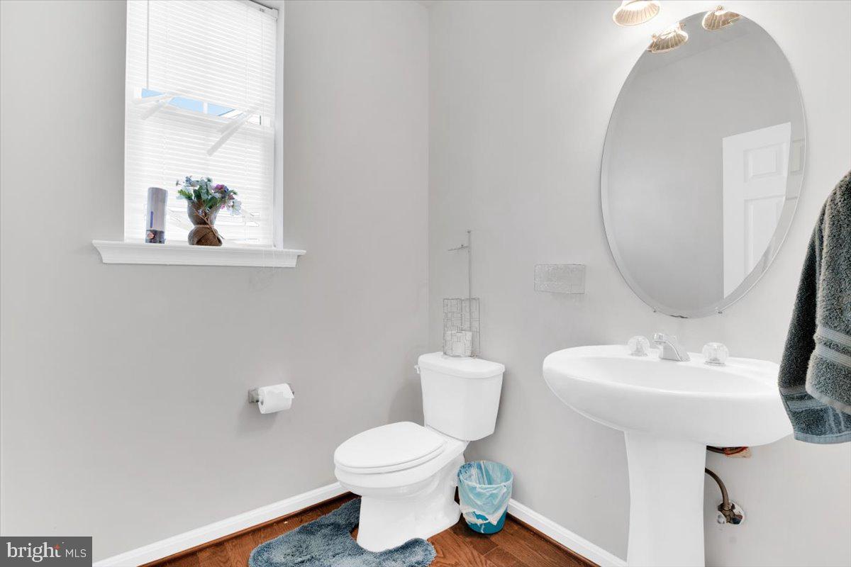 5554 BARNES LN, WOODBRIDGE, Virginia 22193, 5 Bedrooms Bedrooms, ,3 BathroomsBathrooms,Residential,For sale,5554 BARNES LN,VAPW2106204 MLS # VAPW2106204