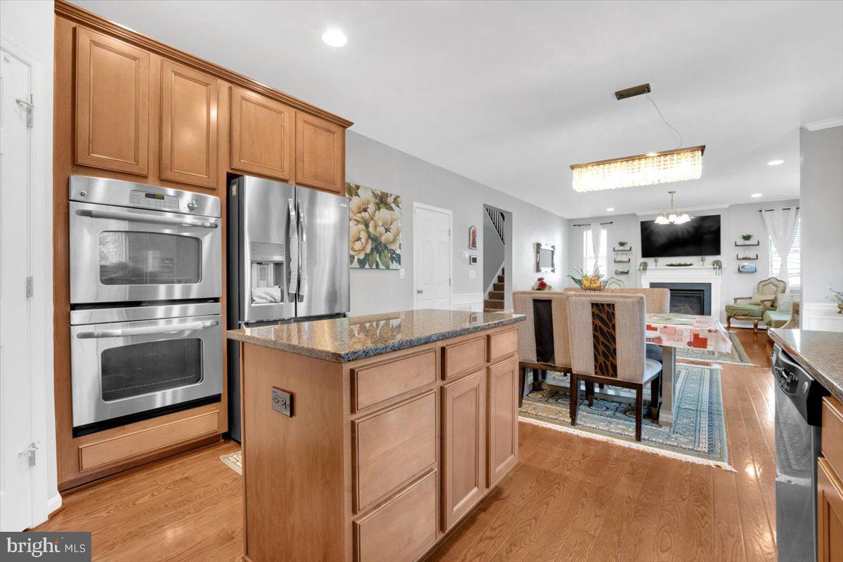 5554 BARNES LN, WOODBRIDGE, Virginia 22193, 5 Bedrooms Bedrooms, ,3 BathroomsBathrooms,Residential,For sale,5554 BARNES LN,VAPW2106204 MLS # VAPW2106204