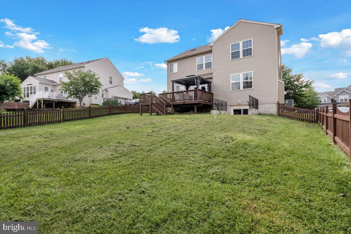 5554 BARNES LN, WOODBRIDGE, Virginia 22193, 5 Bedrooms Bedrooms, ,3 BathroomsBathrooms,Residential,For sale,5554 BARNES LN,VAPW2106204 MLS # VAPW2106204