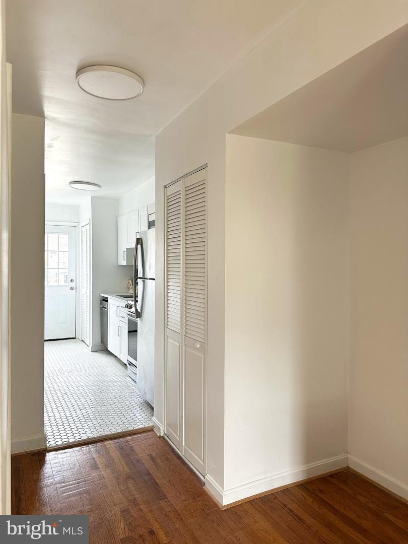 1280 16TH ST NE, WASHINGTON, District Of Columbia 20002, 2 Bedrooms Bedrooms, ,2 BathroomsBathrooms,Residential,For sale,1280 16TH ST NE,DCDC2227564 MLS # DCDC2227564