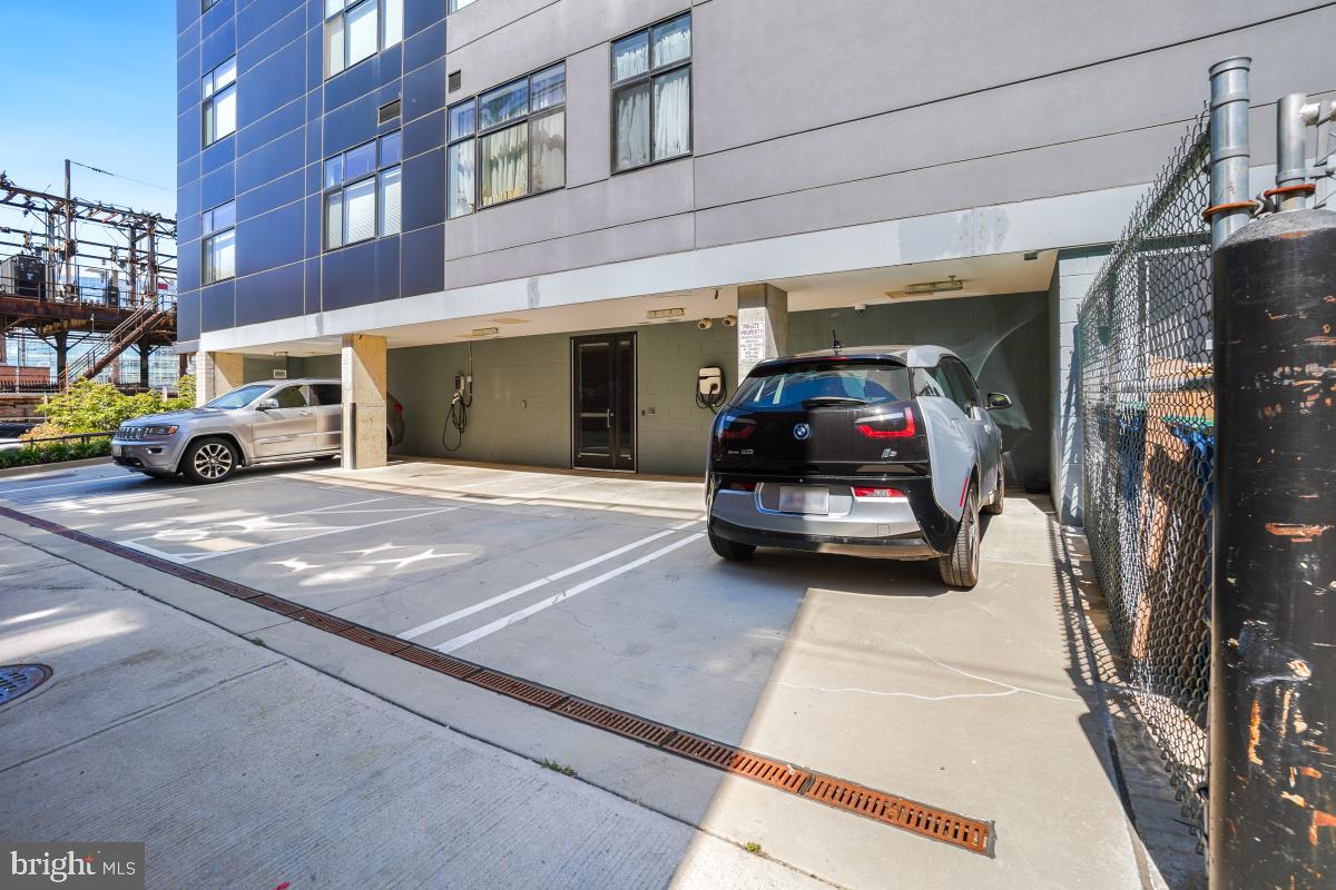 911 2ND ST NE #501, WASHINGTON, District Of Columbia 20002, 2 Bedrooms Bedrooms, ,2 BathroomsBathrooms,Residential,For sale,911 2ND ST NE #501,DCDC2227568 MLS # DCDC2227568