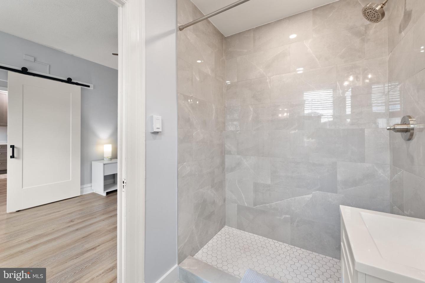 2456 20TH ST NW #507, WASHINGTON, District Of Columbia 20009, 1 Bedroom Bedrooms, ,1 BathroomBathrooms,Residential,For sale,2456 20TH ST NW #507,DCDC2227570 MLS # DCDC2227570