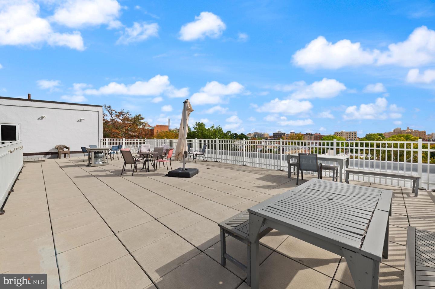 2456 20TH ST NW #507, WASHINGTON, District Of Columbia 20009, 1 Bedroom Bedrooms, ,1 BathroomBathrooms,Residential,For sale,2456 20TH ST NW #507,DCDC2227570 MLS # DCDC2227570