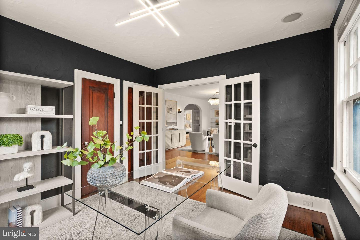 1520 N HIGHLAND ST, ARLINGTON, Virginia 22201, 4 Bedrooms Bedrooms, 7 Rooms Rooms,3 BathroomsBathrooms,Residential,For sale,1520 N HIGHLAND ST,VAAR2056168 MLS # VAAR2056168