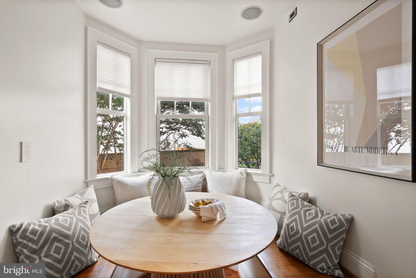 1520 N HIGHLAND ST, ARLINGTON, Virginia 22201, 4 Bedrooms Bedrooms, 7 Rooms Rooms,3 BathroomsBathrooms,Residential,For sale,1520 N HIGHLAND ST,VAAR2056168 MLS # VAAR2056168