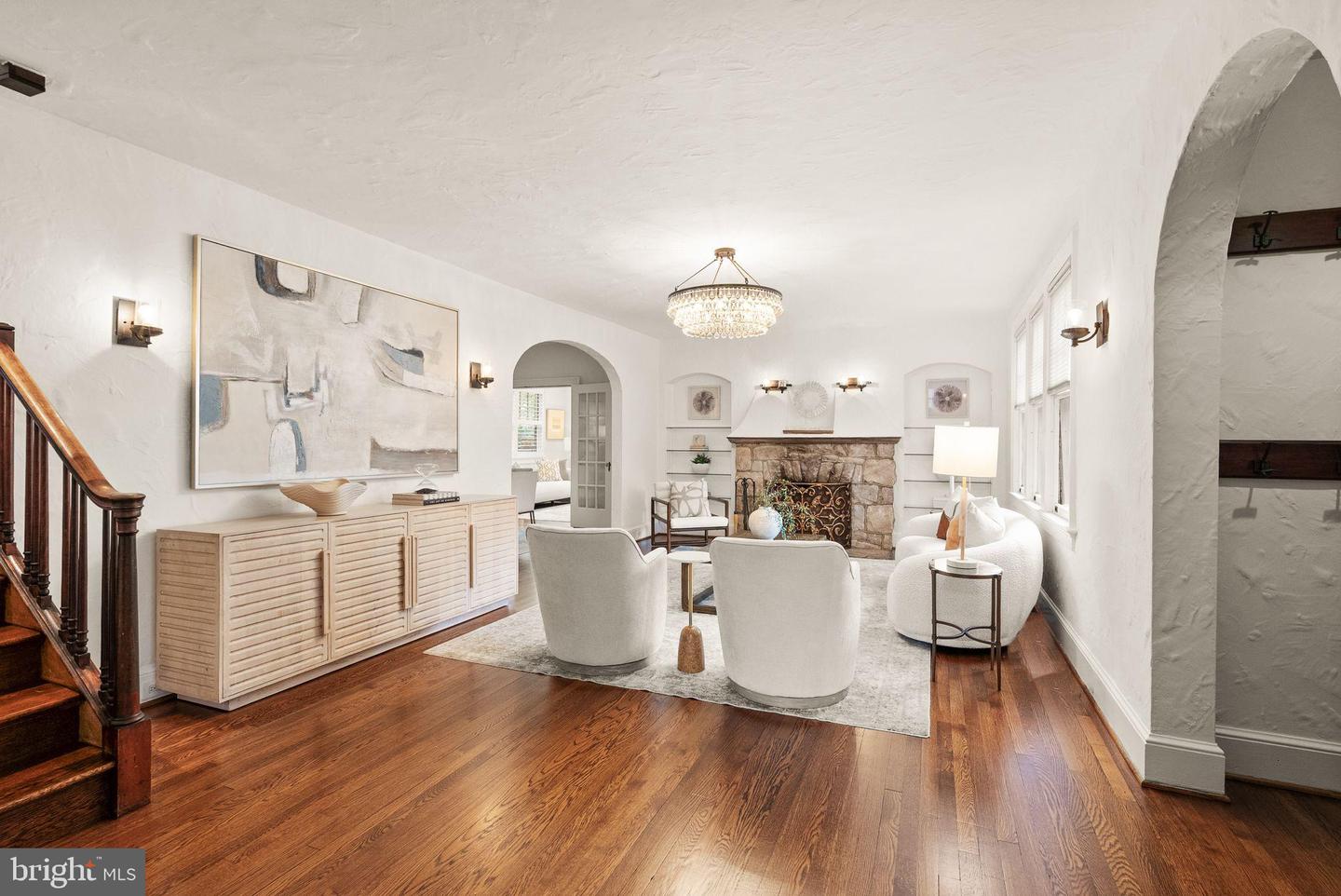 1520 N HIGHLAND ST, ARLINGTON, Virginia 22201, 4 Bedrooms Bedrooms, 7 Rooms Rooms,3 BathroomsBathrooms,Residential,For sale,1520 N HIGHLAND ST,VAAR2056168 MLS # VAAR2056168