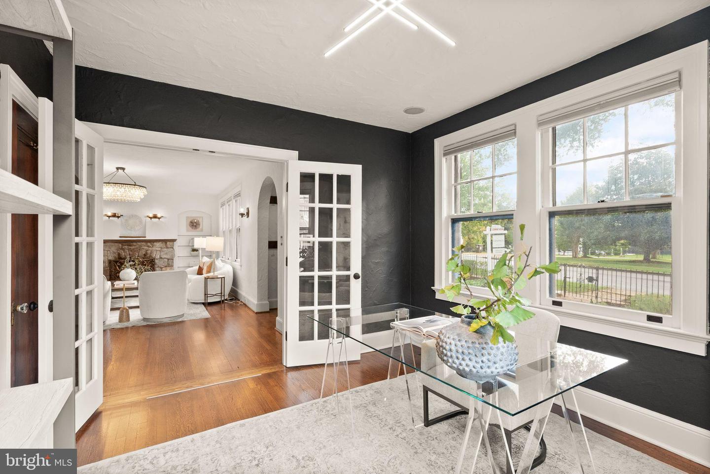 1520 N HIGHLAND ST, ARLINGTON, Virginia 22201, 4 Bedrooms Bedrooms, 7 Rooms Rooms,3 BathroomsBathrooms,Residential,For sale,1520 N HIGHLAND ST,VAAR2056168 MLS # VAAR2056168