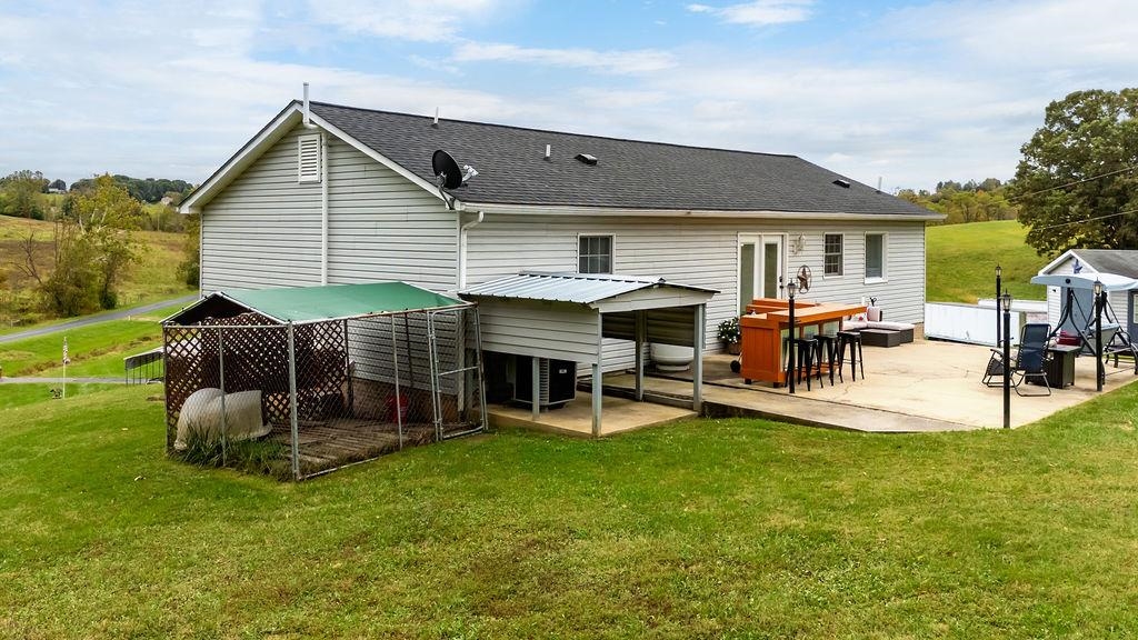 366 SMOKY ROW RD, STAUNTON, Virginia 24401, 3 Bedrooms Bedrooms, ,2 BathroomsBathrooms,Residential,366 SMOKY ROW RD,670135 MLS # 670135