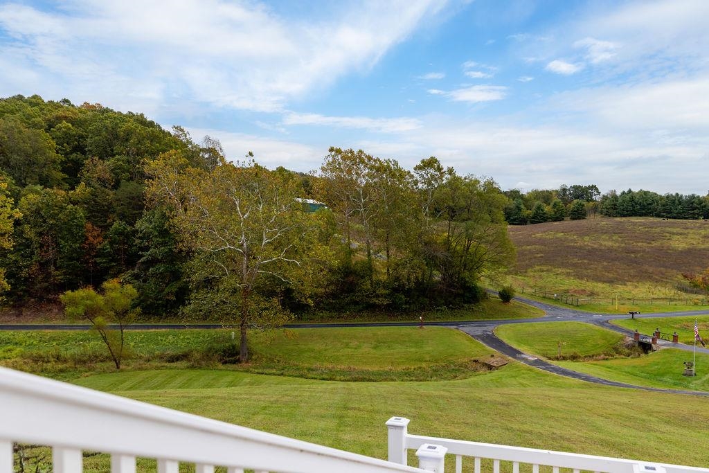 366 SMOKY ROW RD, STAUNTON, Virginia 24401, 3 Bedrooms Bedrooms, ,2 BathroomsBathrooms,Residential,366 SMOKY ROW RD,670135 MLS # 670135