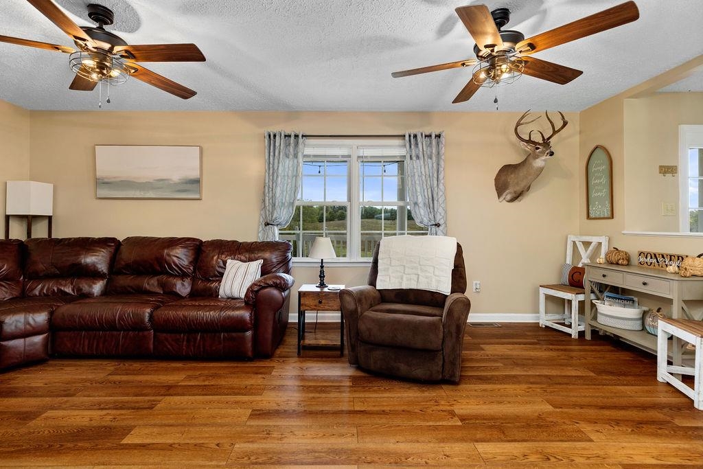 366 SMOKY ROW RD, STAUNTON, Virginia 24401, 3 Bedrooms Bedrooms, ,2 BathroomsBathrooms,Residential,366 SMOKY ROW RD,670135 MLS # 670135