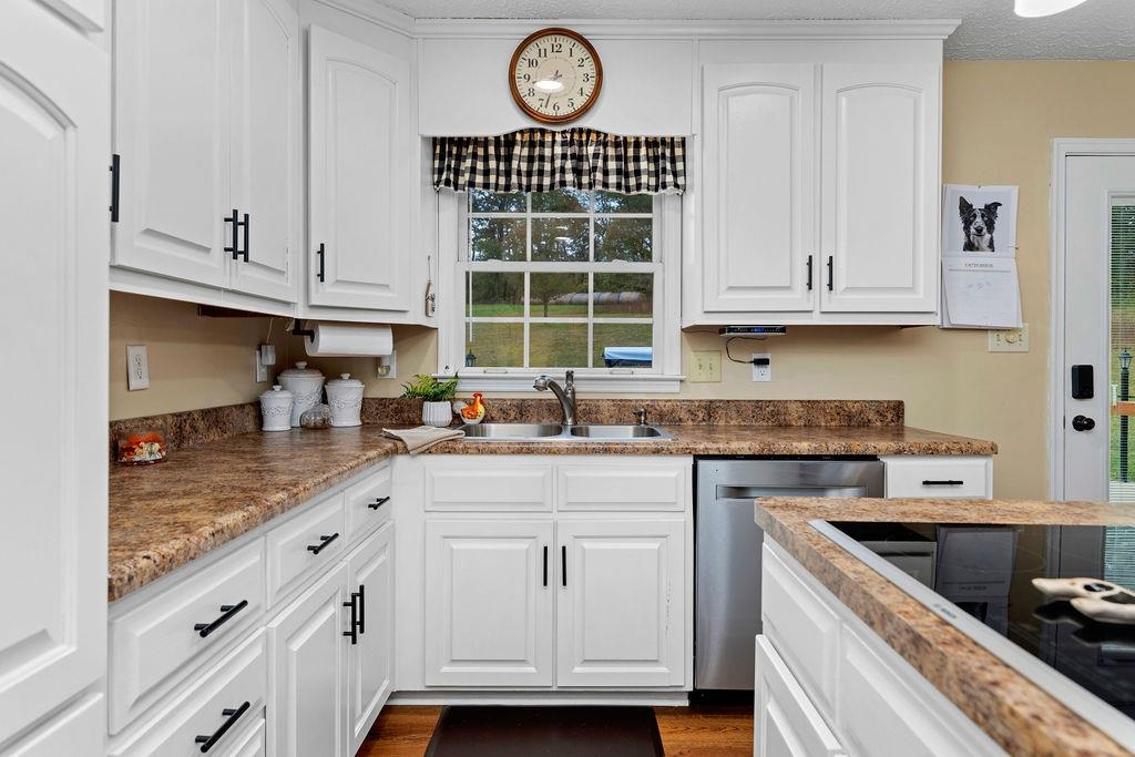 366 SMOKY ROW RD, STAUNTON, Virginia 24401, 3 Bedrooms Bedrooms, ,2 BathroomsBathrooms,Residential,366 SMOKY ROW RD,670135 MLS # 670135