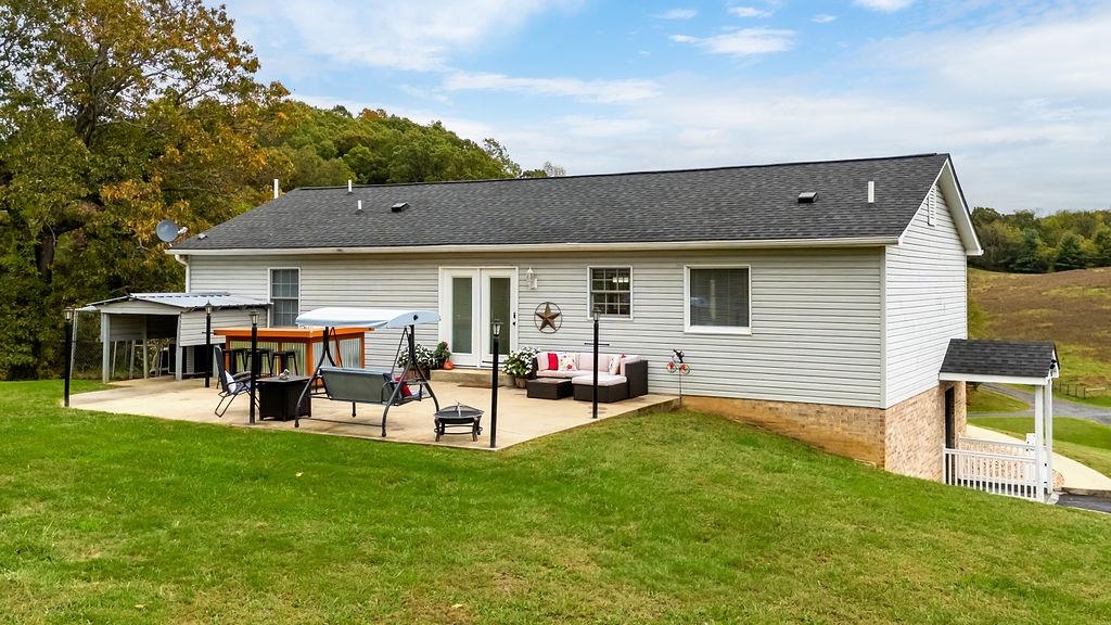 366 SMOKY ROW RD, STAUNTON, Virginia 24401, 3 Bedrooms Bedrooms, ,2 BathroomsBathrooms,Residential,366 SMOKY ROW RD,670135 MLS # 670135