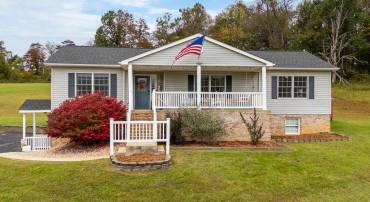366 SMOKY ROW RD, STAUNTON, Virginia 24401, 3 Bedrooms Bedrooms, ,2 BathroomsBathrooms,Residential,366 SMOKY ROW RD,670135 MLS # 670135