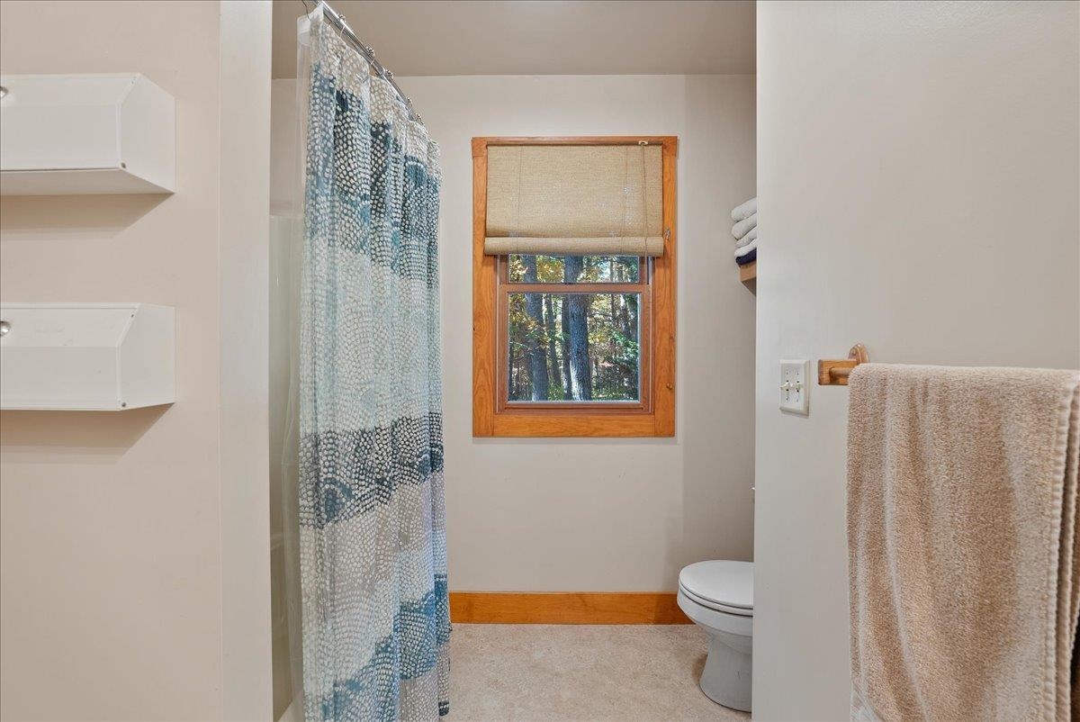 153 HOLIDAY HILL, MCGAHEYSVILLE, Virginia 22840, 5 Bedrooms Bedrooms, ,3 BathroomsBathrooms,Residential,Slekar Retreat,153 HOLIDAY HILL,670136 MLS # 670136