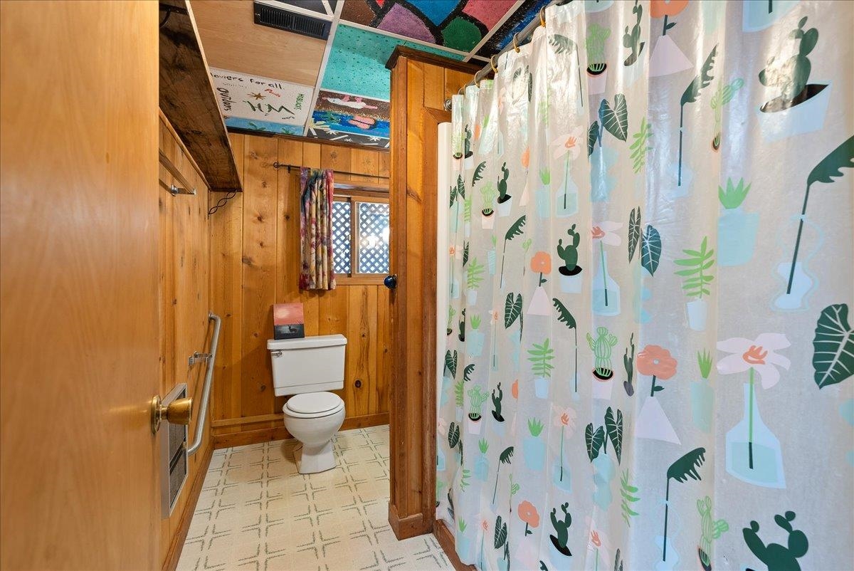 153 HOLIDAY HILL, MCGAHEYSVILLE, Virginia 22840, 5 Bedrooms Bedrooms, ,3 BathroomsBathrooms,Residential,Slekar Retreat,153 HOLIDAY HILL,670136 MLS # 670136