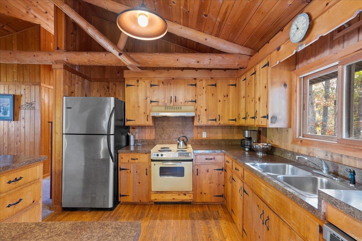153 HOLIDAY HILL, MCGAHEYSVILLE, Virginia 22840, 5 Bedrooms Bedrooms, ,3 BathroomsBathrooms,Residential,Slekar Retreat,153 HOLIDAY HILL,670136 MLS # 670136