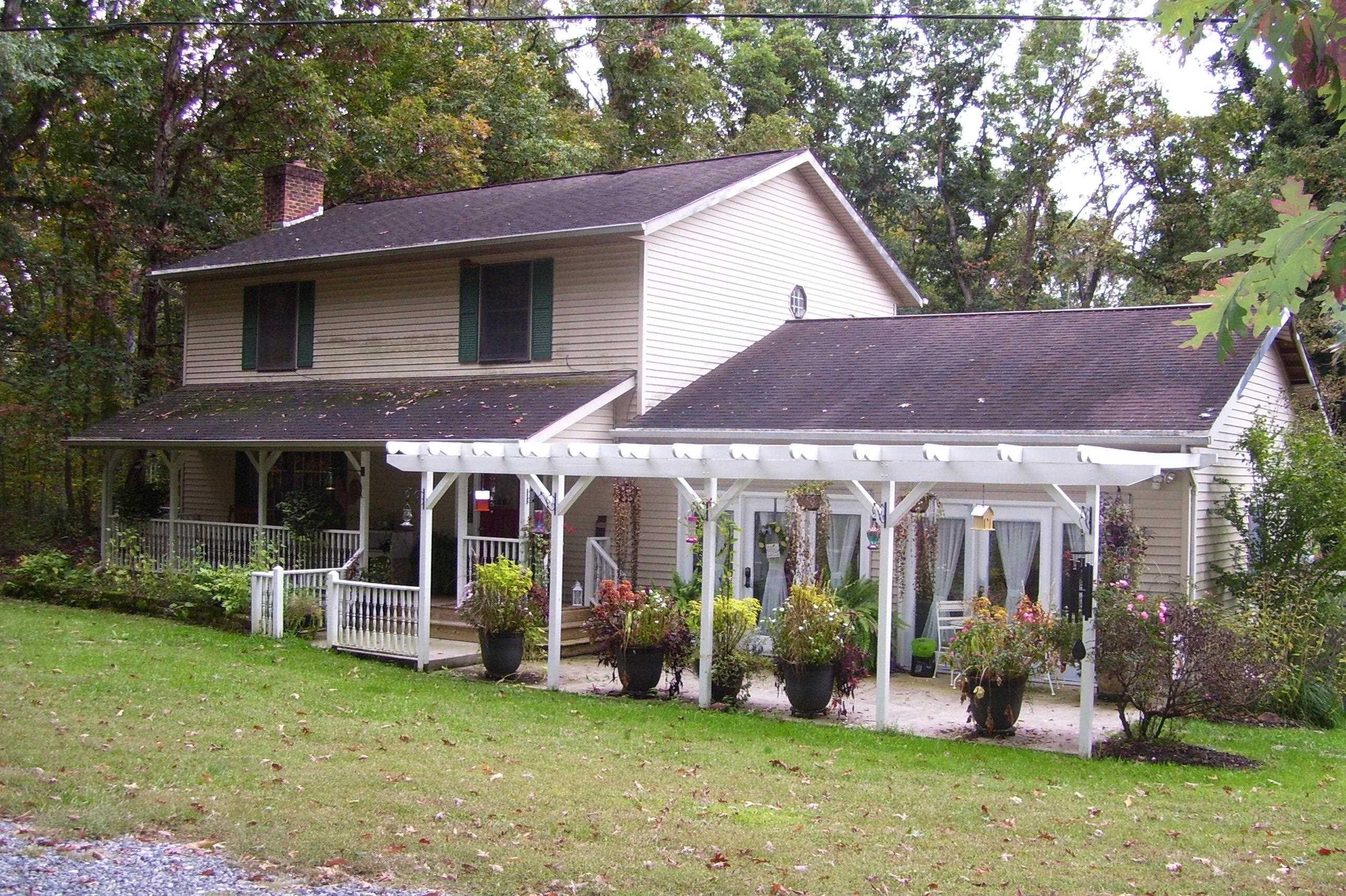 743 COMERTOWN RD, SHENANDOAH, Virginia 22849, 3 Bedrooms Bedrooms, ,3 BathroomsBathrooms,Residential,743 COMERTOWN RD,670139 MLS # 670139