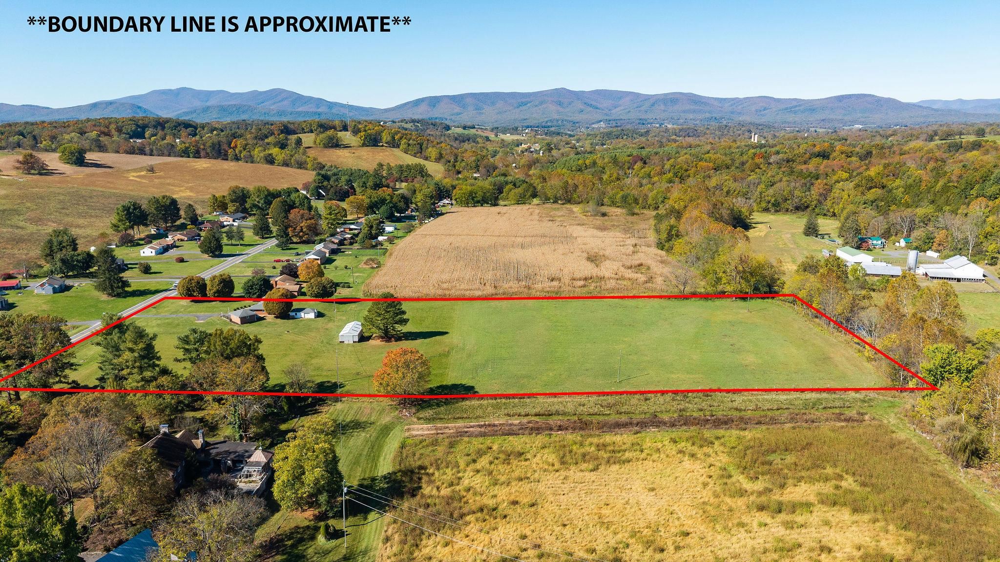3219 CHURCHVILLE AVE, STAUNTON, Virginia 24401, 3 Bedrooms Bedrooms, ,1 BathroomBathrooms,Residential,3219 CHURCHVILLE AVE,670141 MLS # 670141