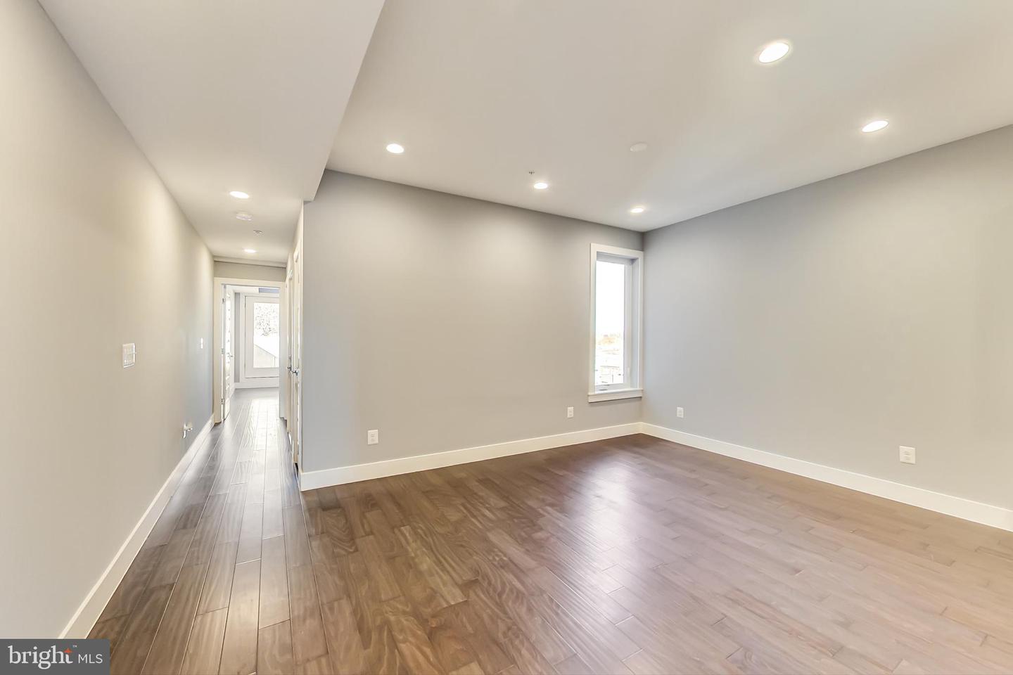 525 KENNEDY ST NW #6, WASHINGTON, District Of Columbia 20011, 2 Bedrooms Bedrooms, ,2 BathroomsBathrooms,Residential,For sale,525 KENNEDY ST NW #6,DCDC2212144 MLS # DCDC2212144