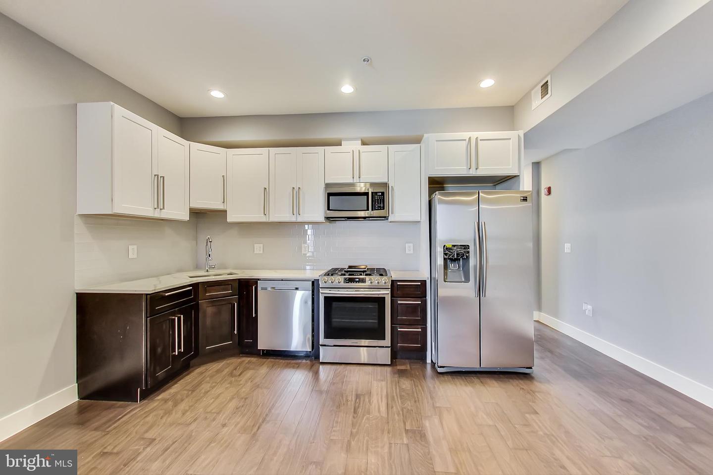 525 KENNEDY ST NW #6, WASHINGTON, District Of Columbia 20011, 2 Bedrooms Bedrooms, ,2 BathroomsBathrooms,Residential,For sale,525 KENNEDY ST NW #6,DCDC2212144 MLS # DCDC2212144