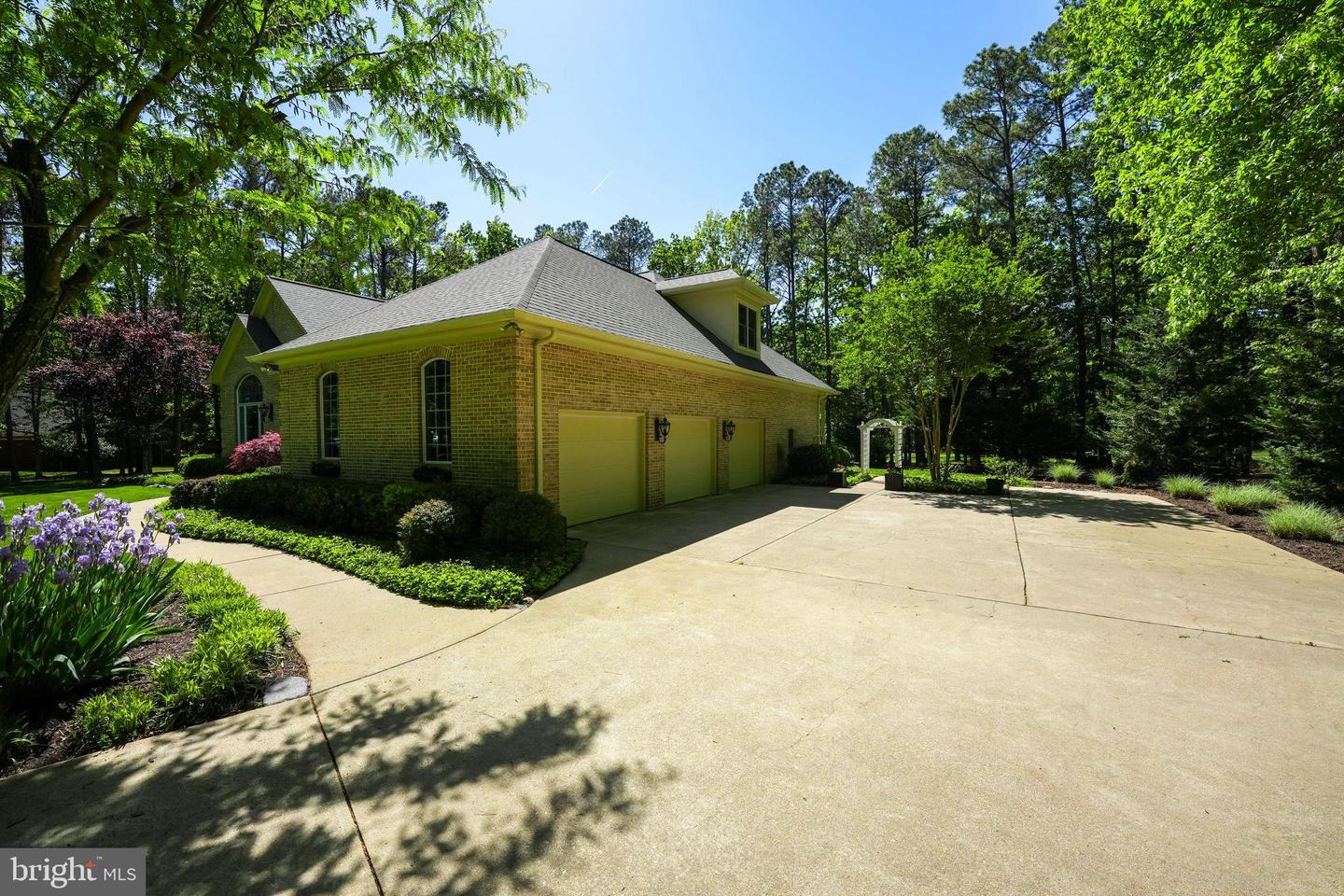 11504 BURNSIDE PL, SPOTSYLVANIA, Virginia 22551, 5 Bedrooms Bedrooms, 18 Rooms Rooms,4 BathroomsBathrooms,Residential,For sale,11504 BURNSIDE PL,VASP2035470 MLS # VASP2035470