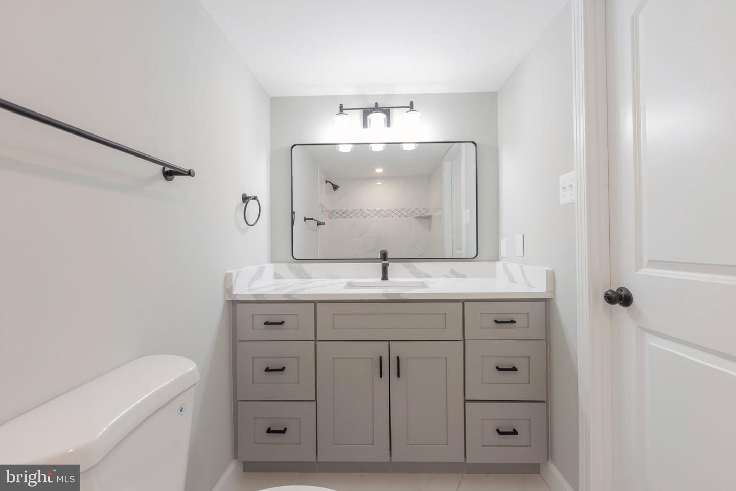 205 YOAKUM PKWY #516, ALEXANDRIA, Virginia 22304, 1 Bedroom Bedrooms, ,1 BathroomBathrooms,Residential,For sale,205 YOAKUM PKWY #516,VAAX2048758 MLS # VAAX2048758